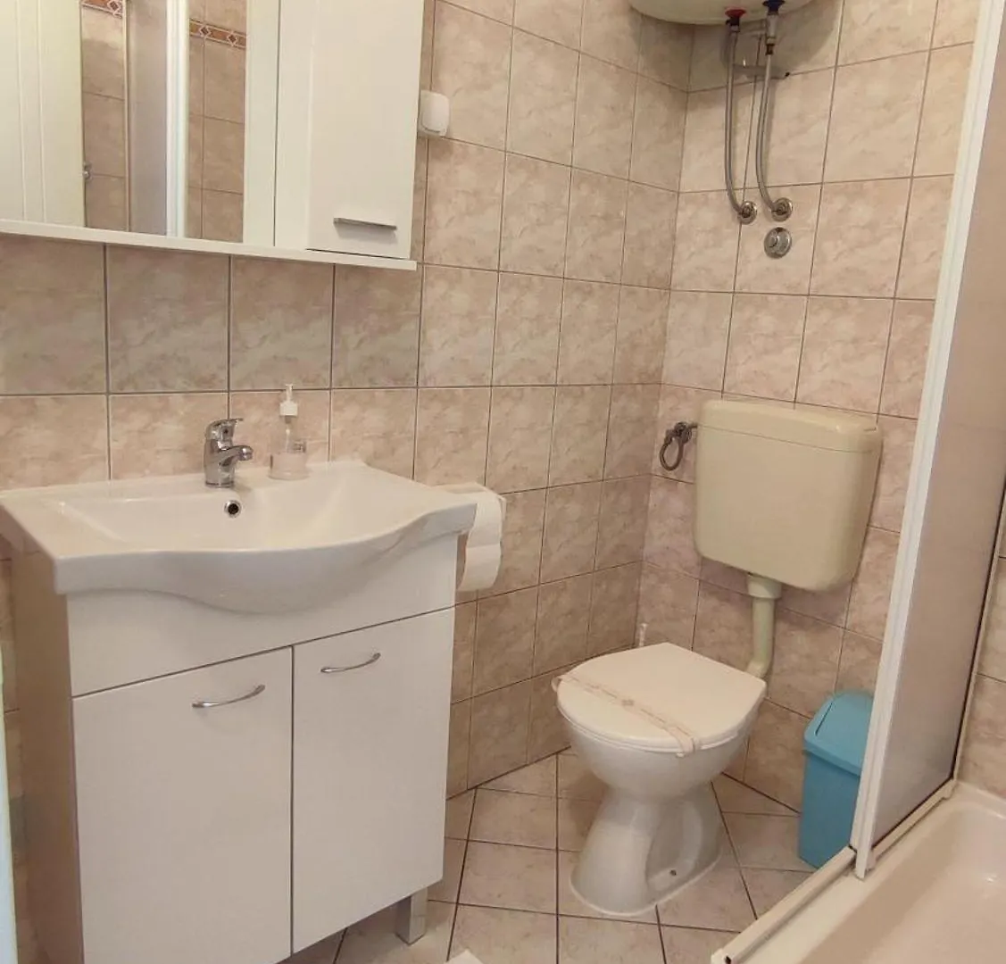 Apartments Hilda Crikvenica 0*,