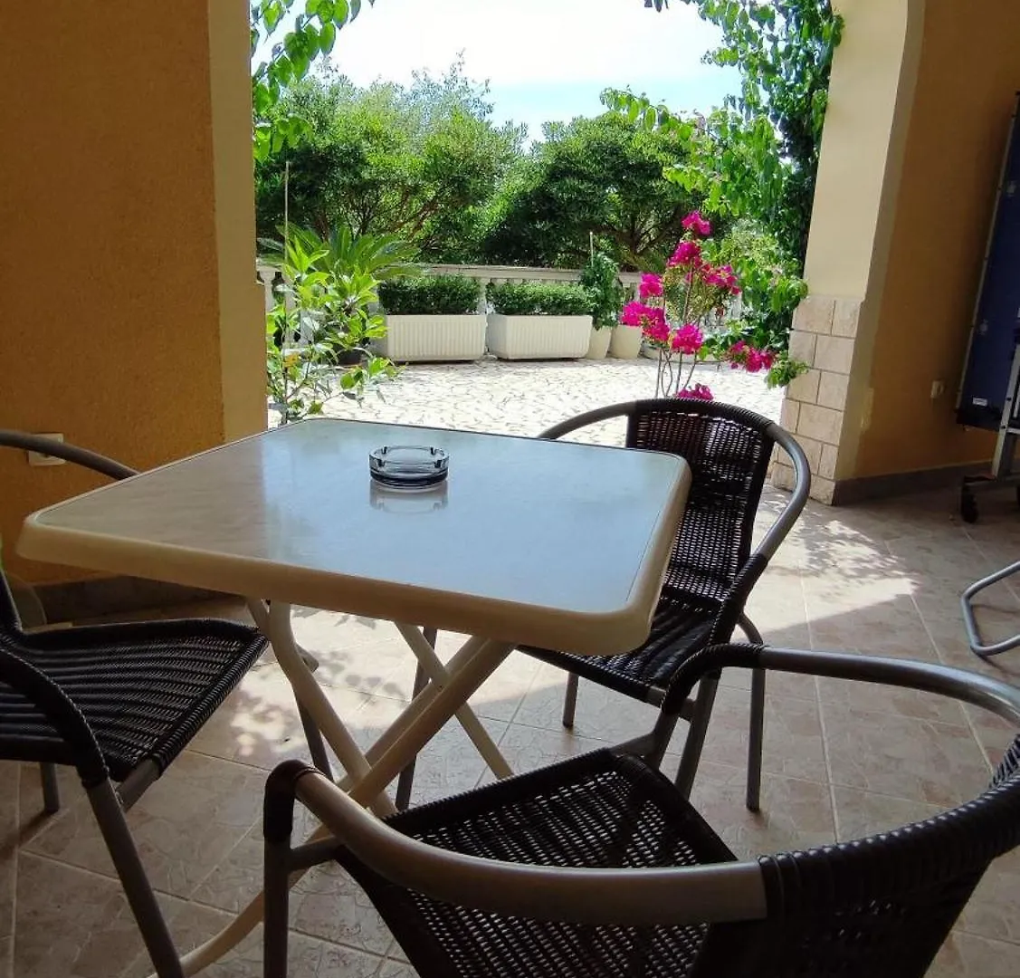Apartments Hilda Crikvenica 0*,